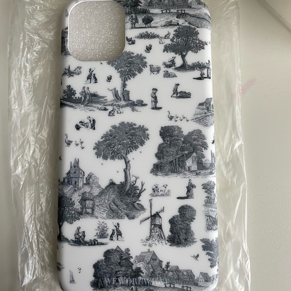 WEWOREWHAT IPhone 11 case - brand new - Picture 3 of 3